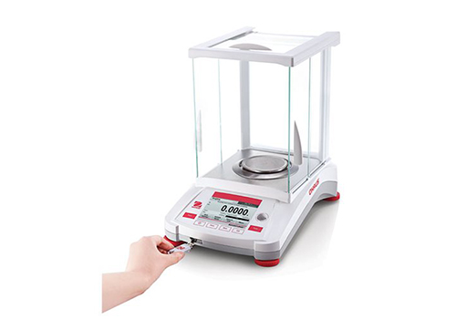 ADVENTURER™ AX系列电子天平